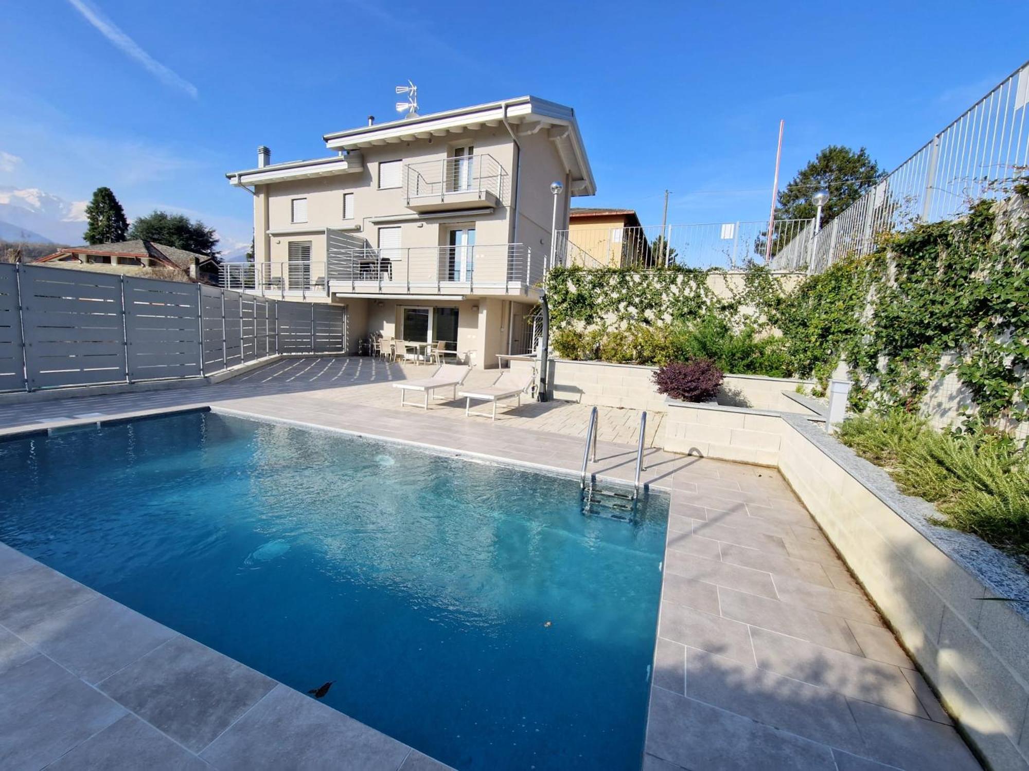 Villa Claudia With Private Pool Colico Esterno foto
