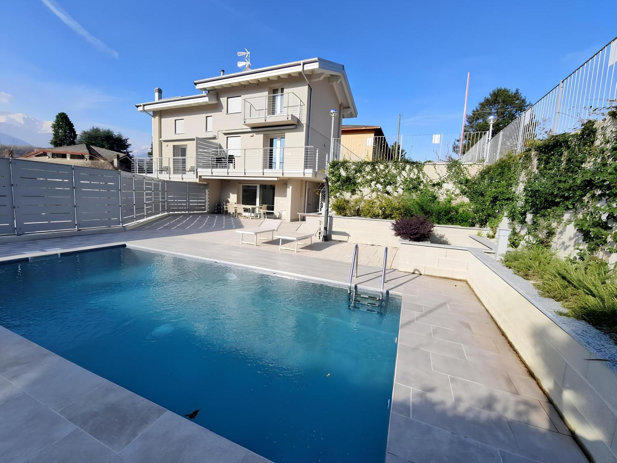 Villa Claudia With Private Pool Colico Esterno foto