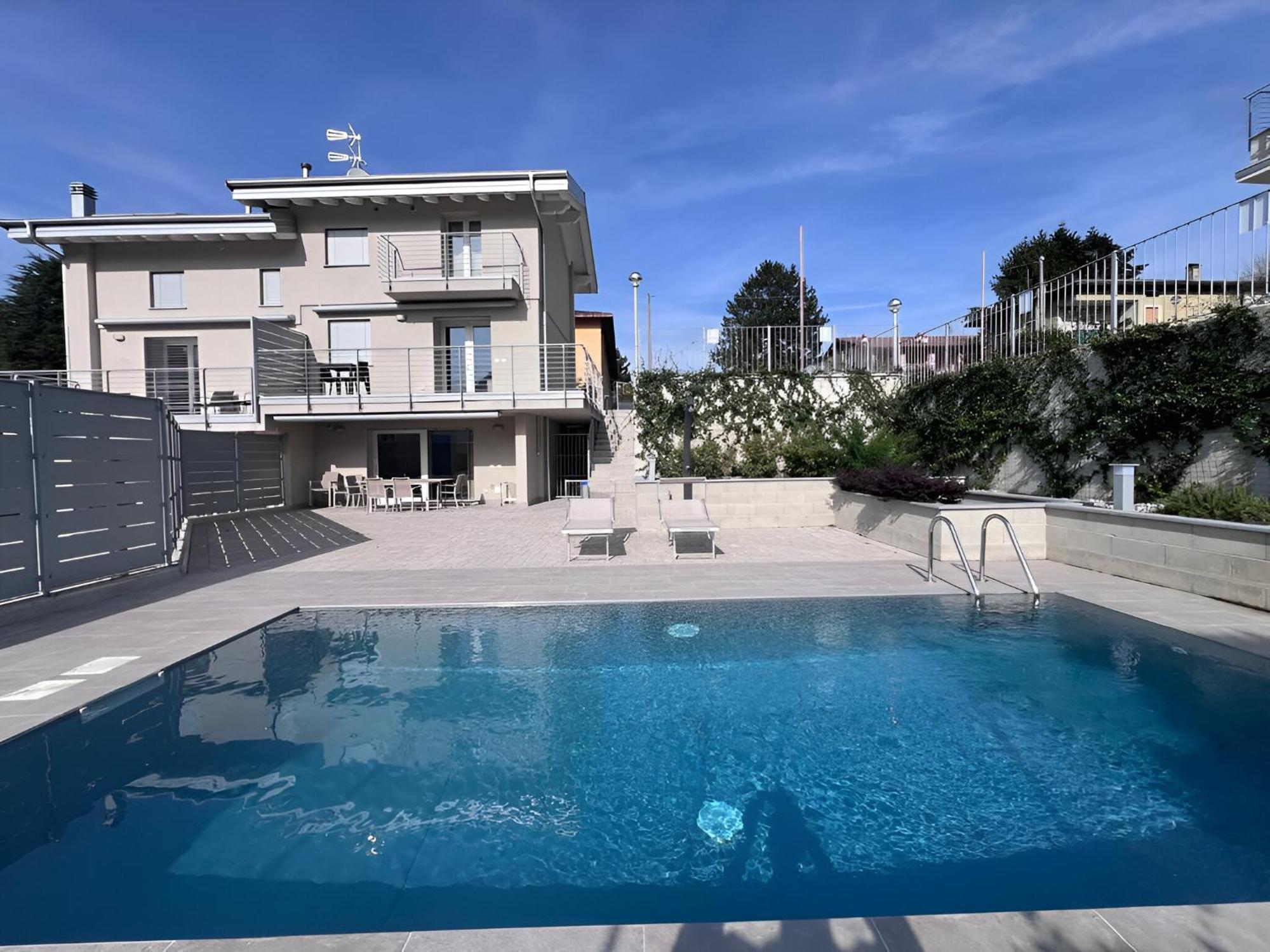 Villa Claudia With Private Pool Colico Esterno foto
